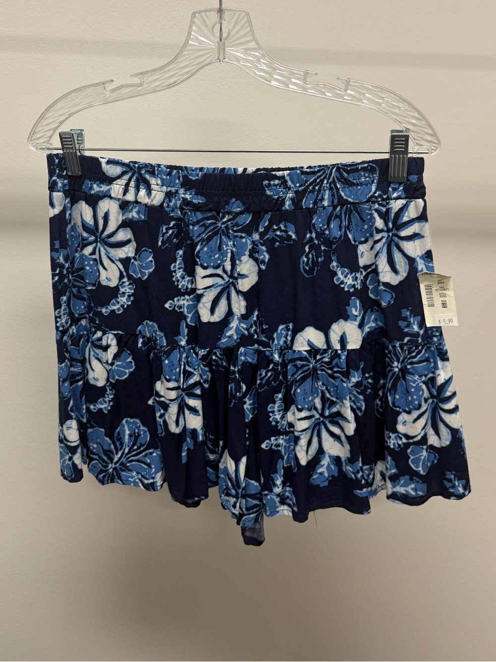 Aeropostale Navy Blue Floral Ruffle Skort - Picture 1 of 4
